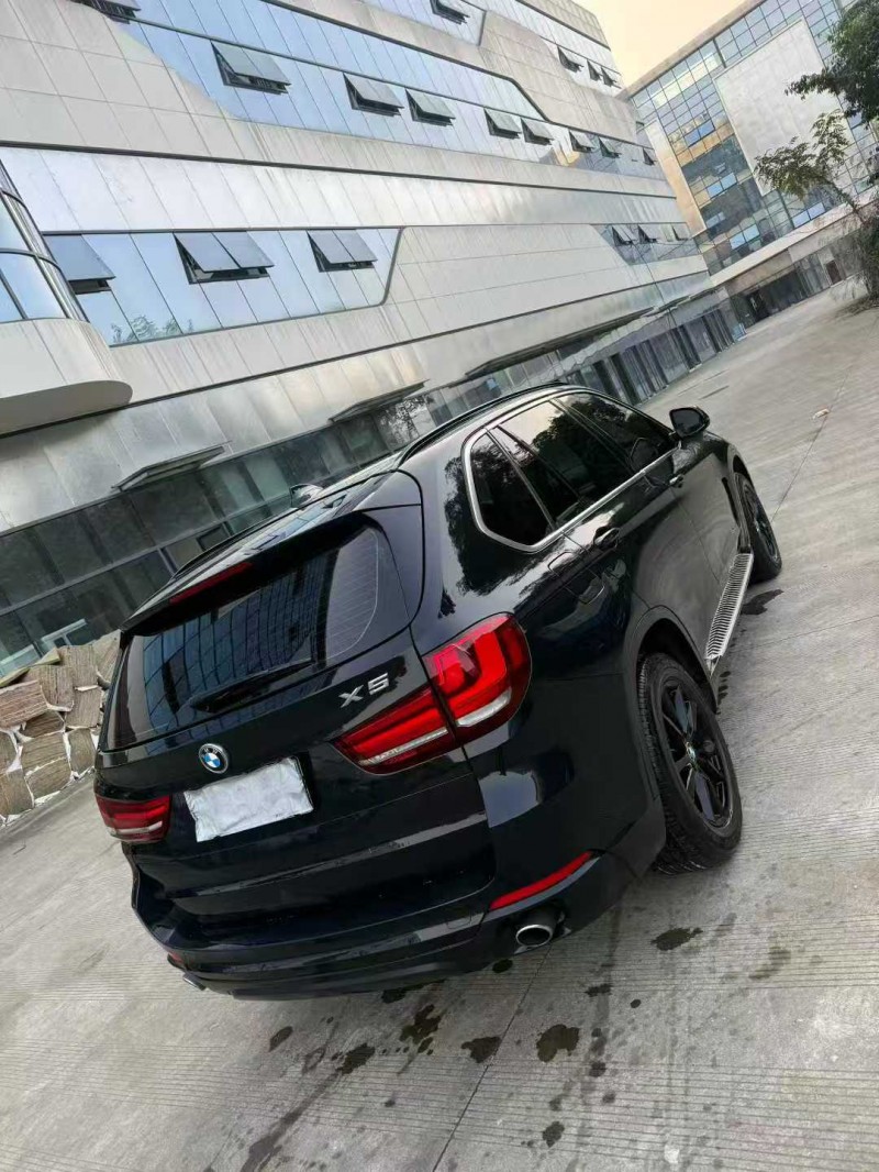 乐山16年宝马X56