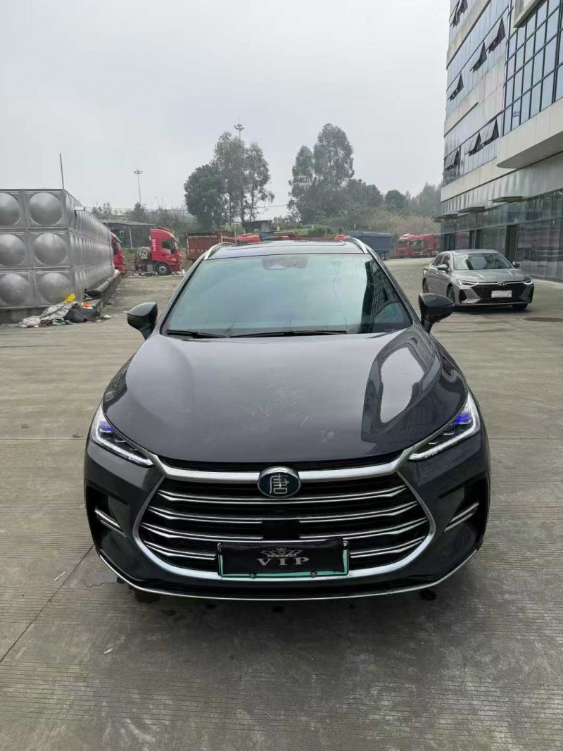 乐山21年比亚迪唐1