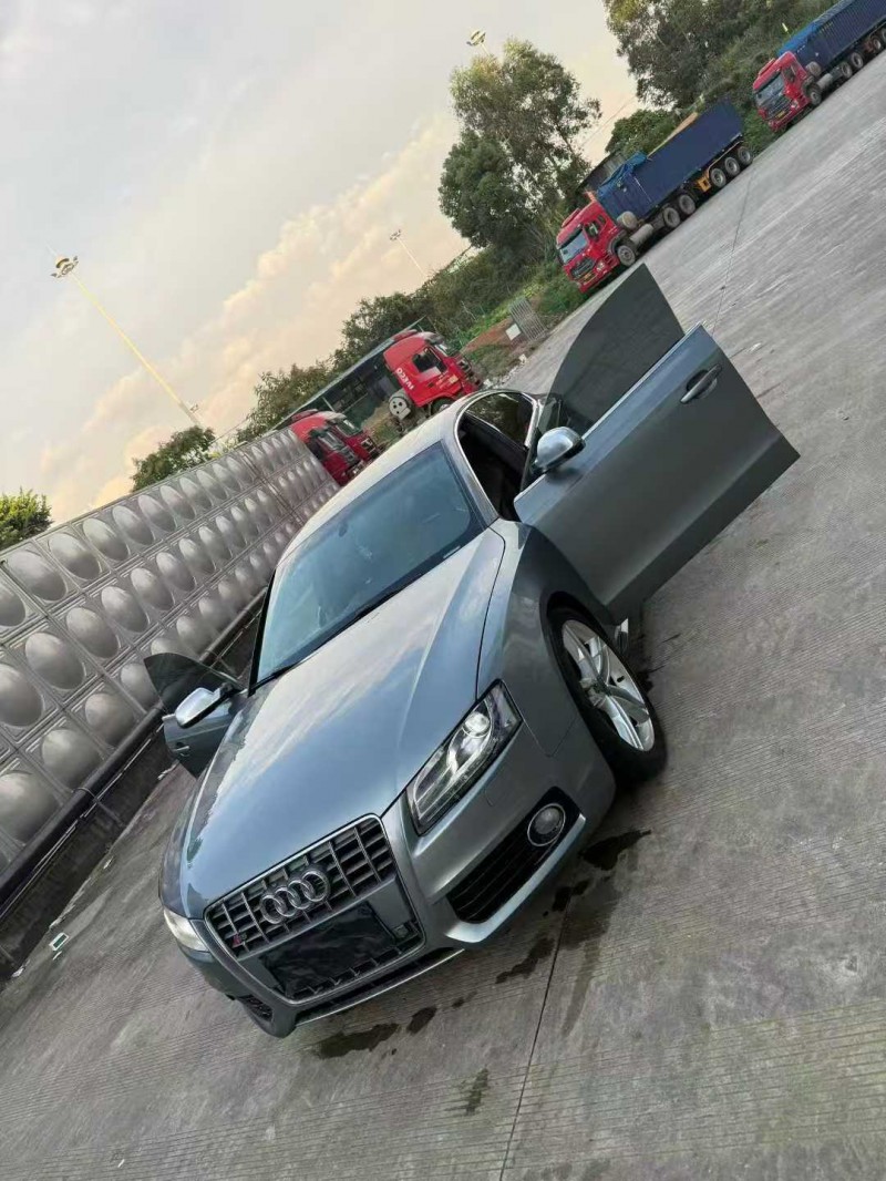 乐山10年奥迪S52