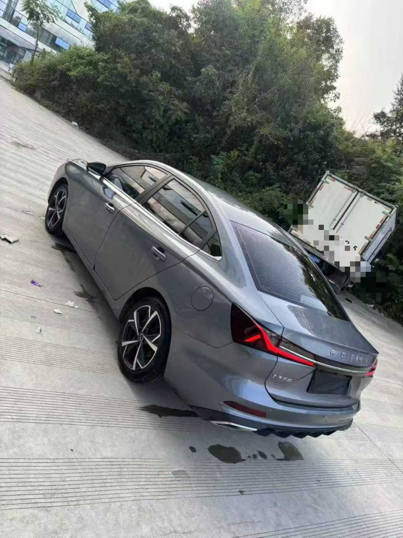 乐山24年荣威i55