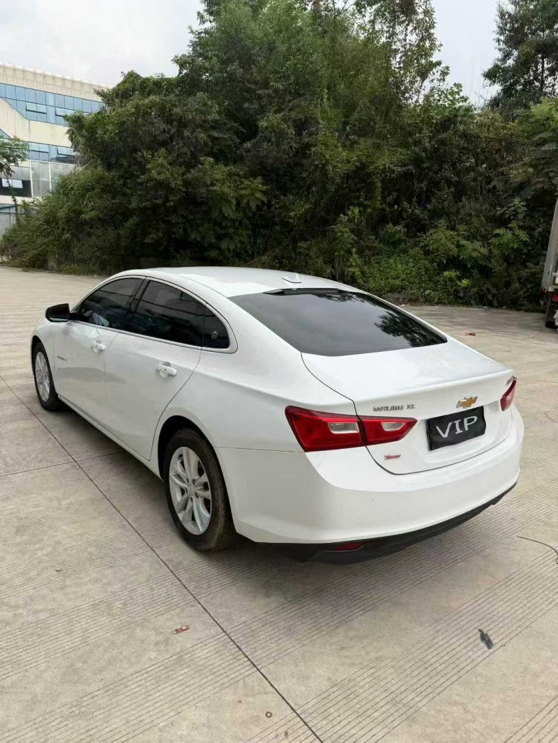 乐山17年雪佛兰迈锐宝5