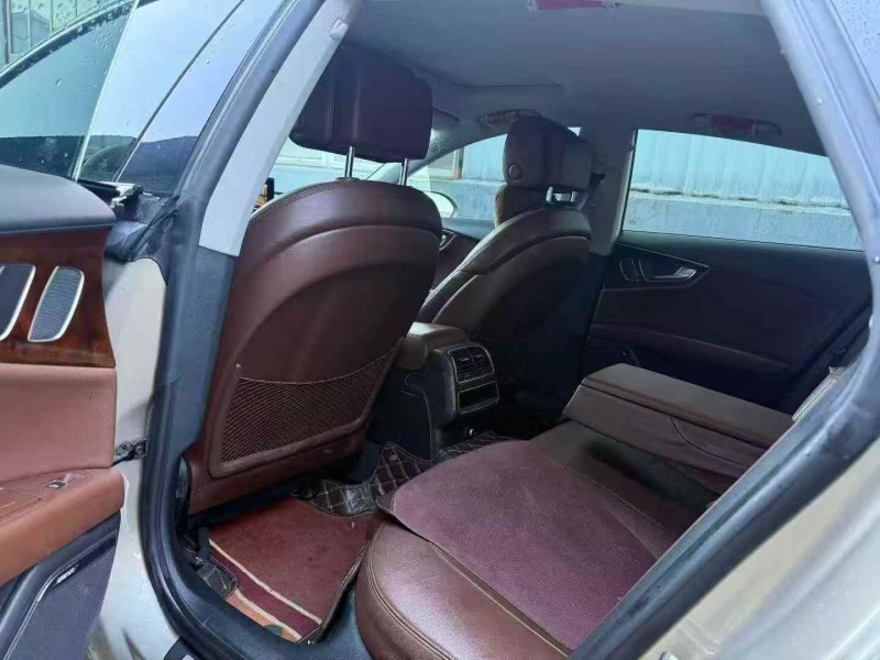 青岛14年奥迪A7L5