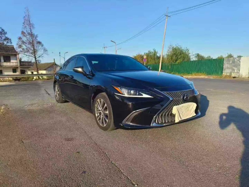 徐州20年雷克萨斯ES3