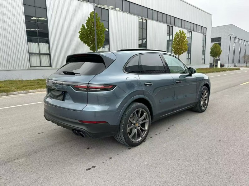 徐州19年保时捷卡宴8