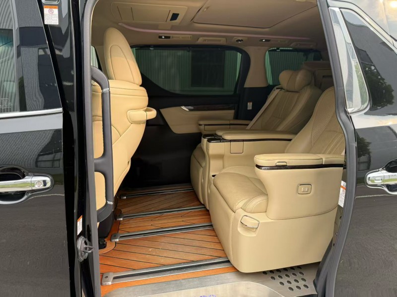 徐州20年丰田埃尔法6