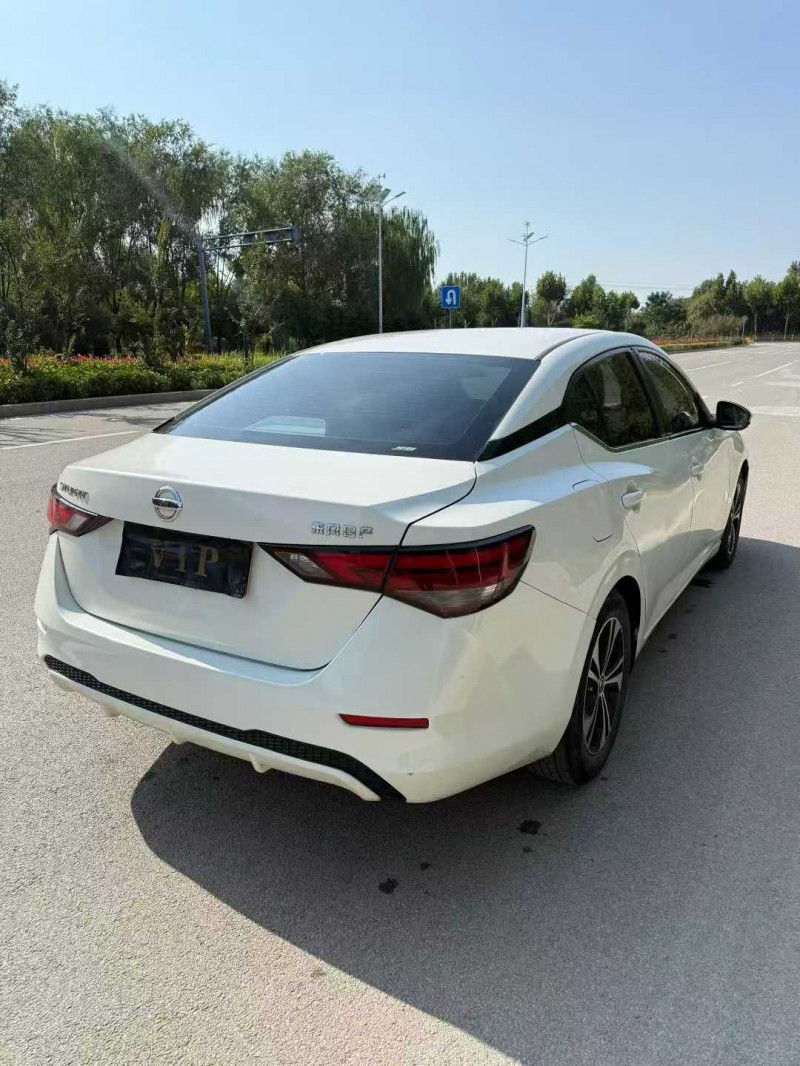 青岛21年日产轩逸9