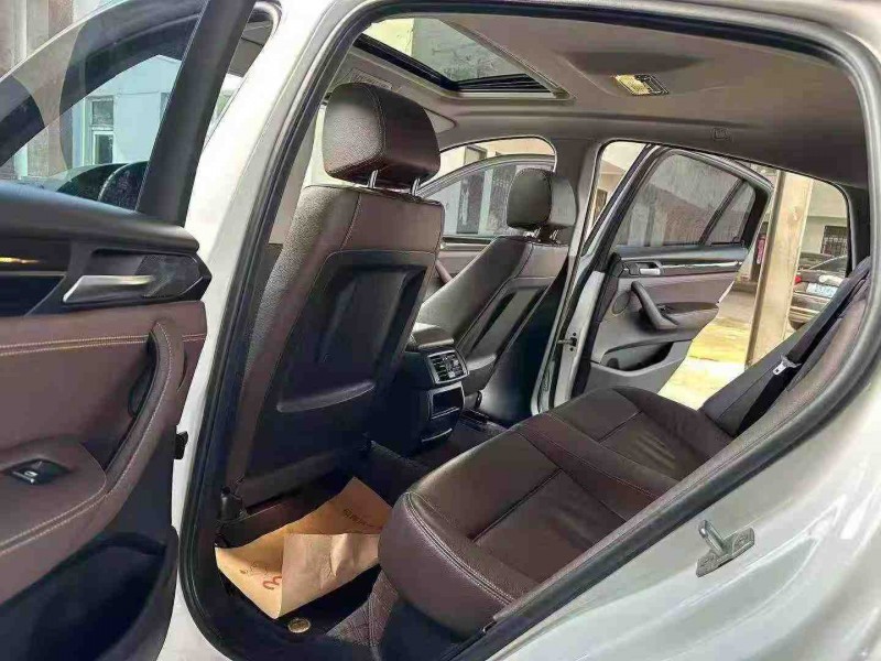 徐州18年宝马X48