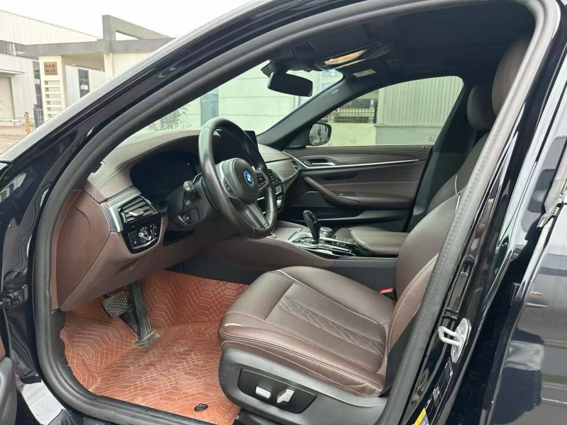 徐州22年宝马5系4