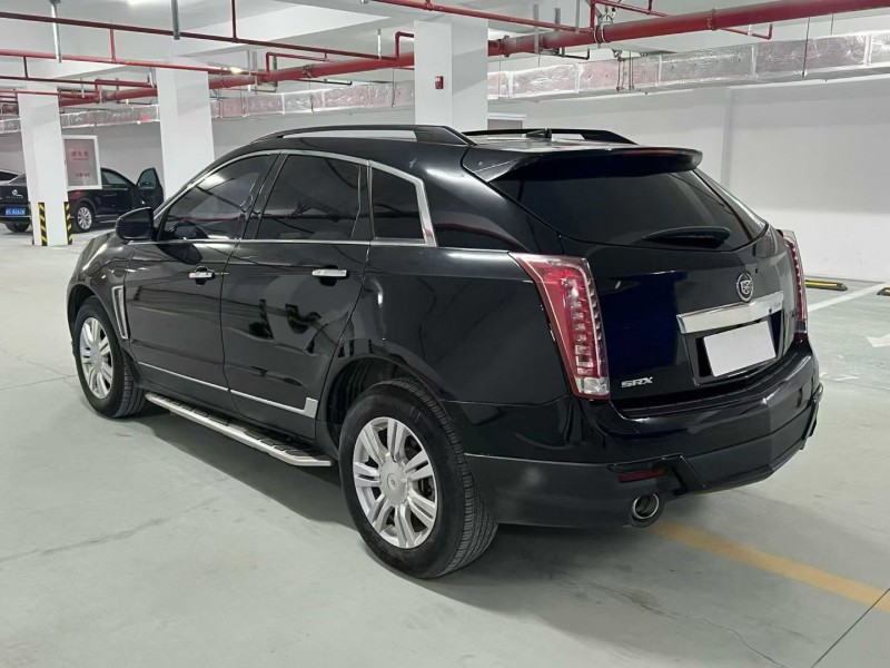 宿迁16年凯迪拉克SRX7
