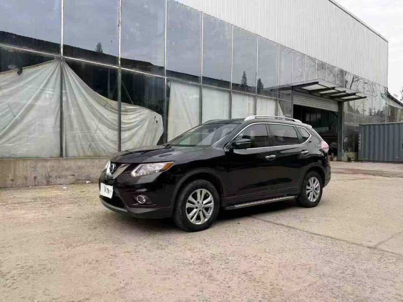 徐州16年日产奇骏2