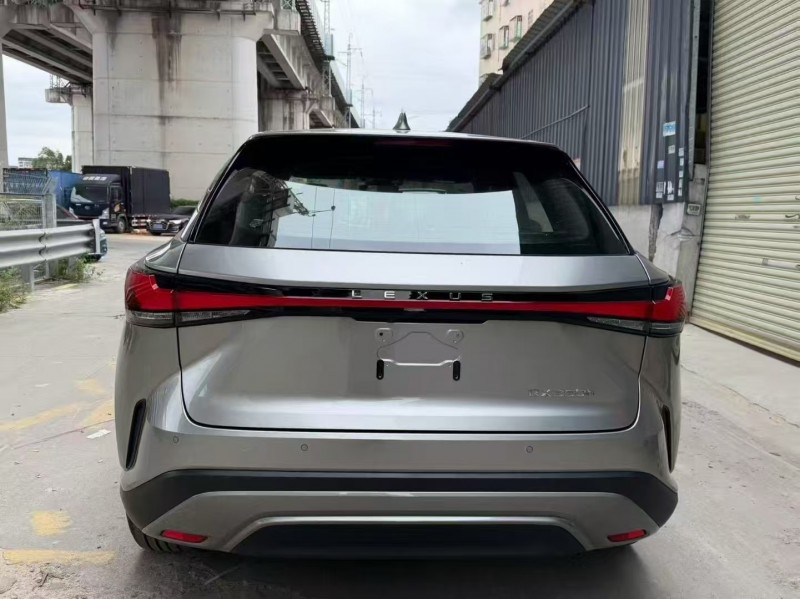 广州25年雷克萨斯RX7