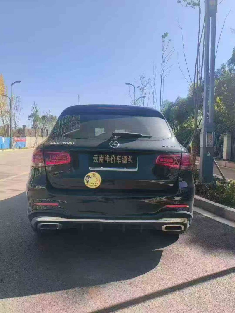 丽江20年奔驰GLC9