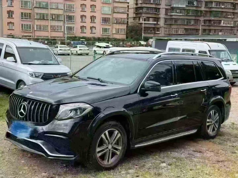 临沧13年奔驰GL2