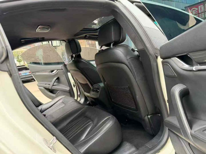 徐州15年玛莎拉蒂Ghibli7