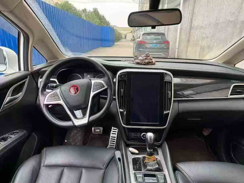 衢州17年比亚迪宋MAX4