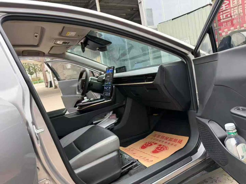 徐州24年丰田BZ3Pro6