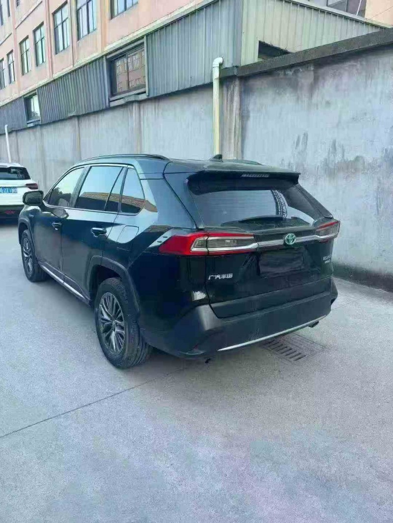 金华23年丰田威兰达8