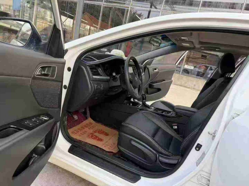 徐州17年现代名图4