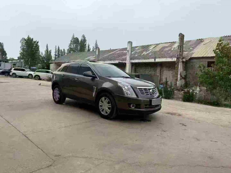 徐州14年凯迪拉克SRX3