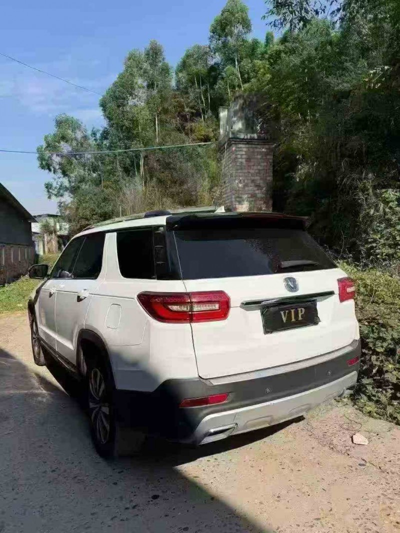 德阳18年长安汽车CS957