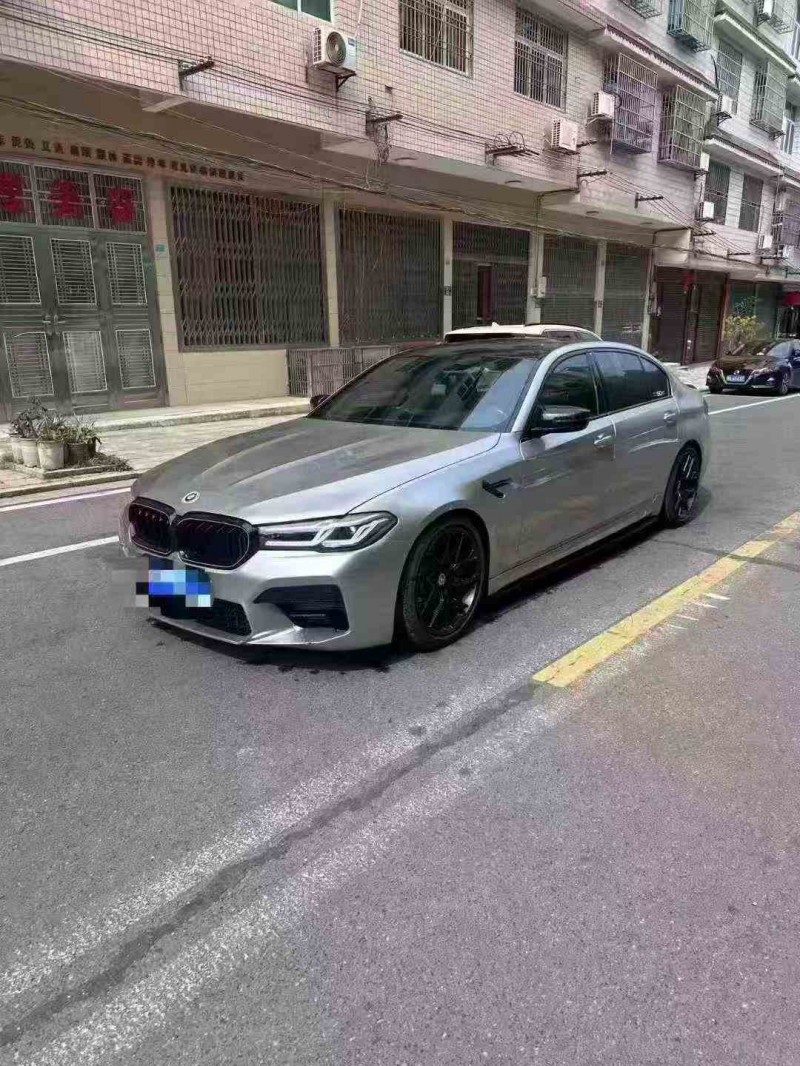 张家界23年宝马5系2