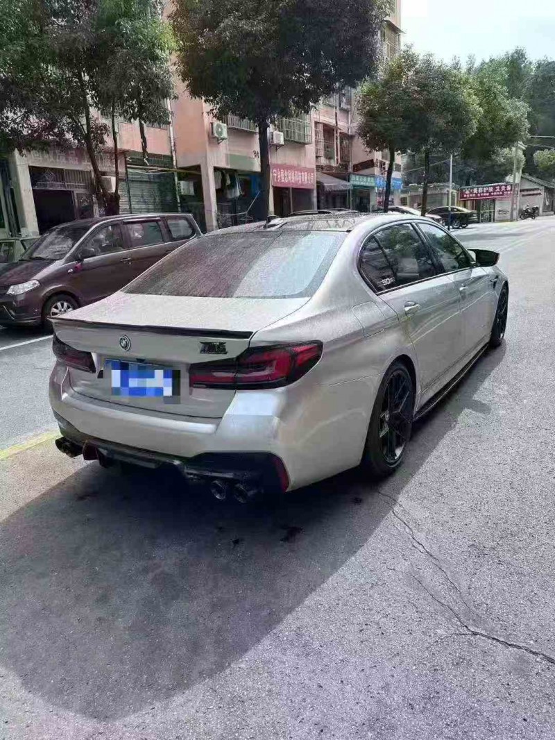 张家界23年宝马5系7