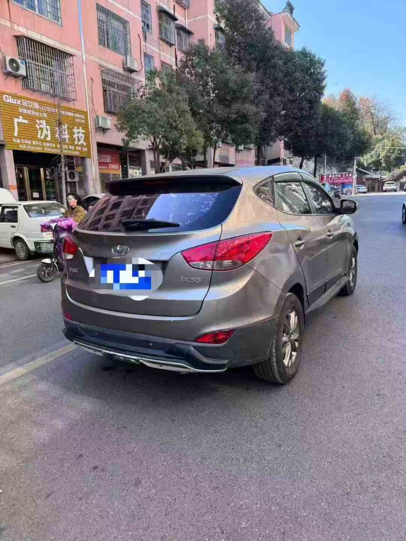 邵阳17年现代ix358