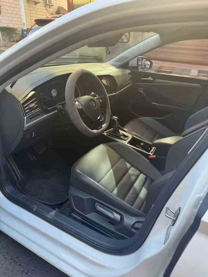 邵阳22年大众速腾4