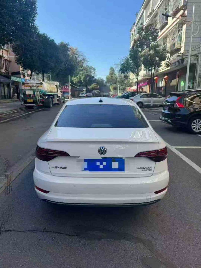 邵阳22年大众速腾9