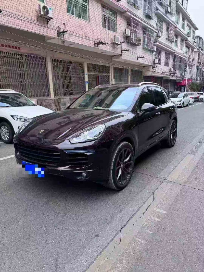 湘潭18年保时捷卡宴2