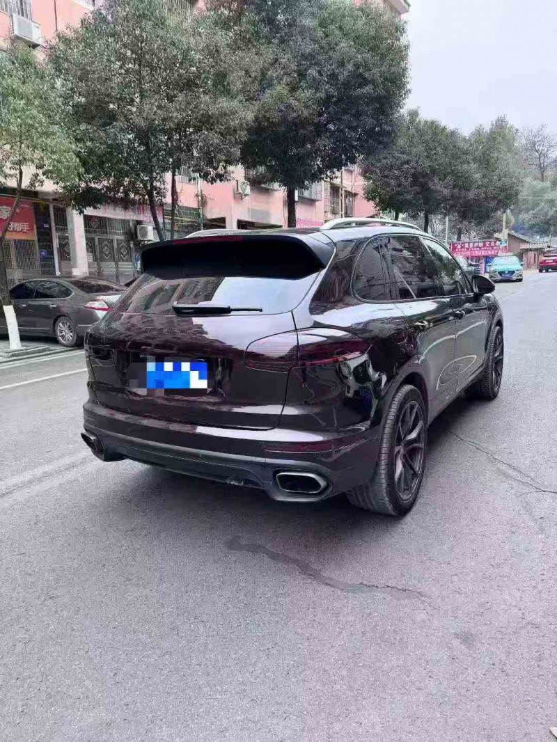 湘潭18年保时捷卡宴6