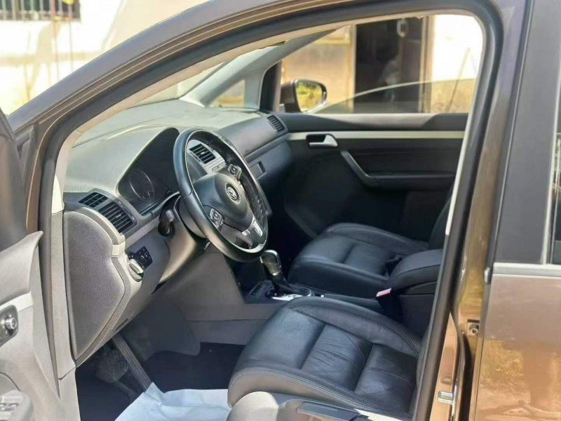 金华14年大众途安6