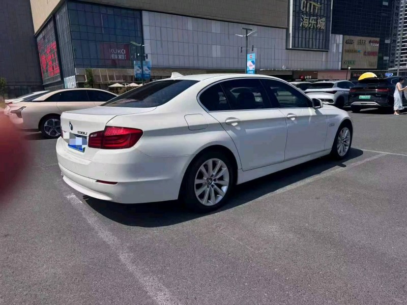 金华13年宝马5系3