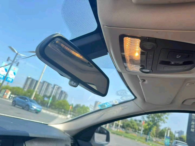 金华13年宝马5系9