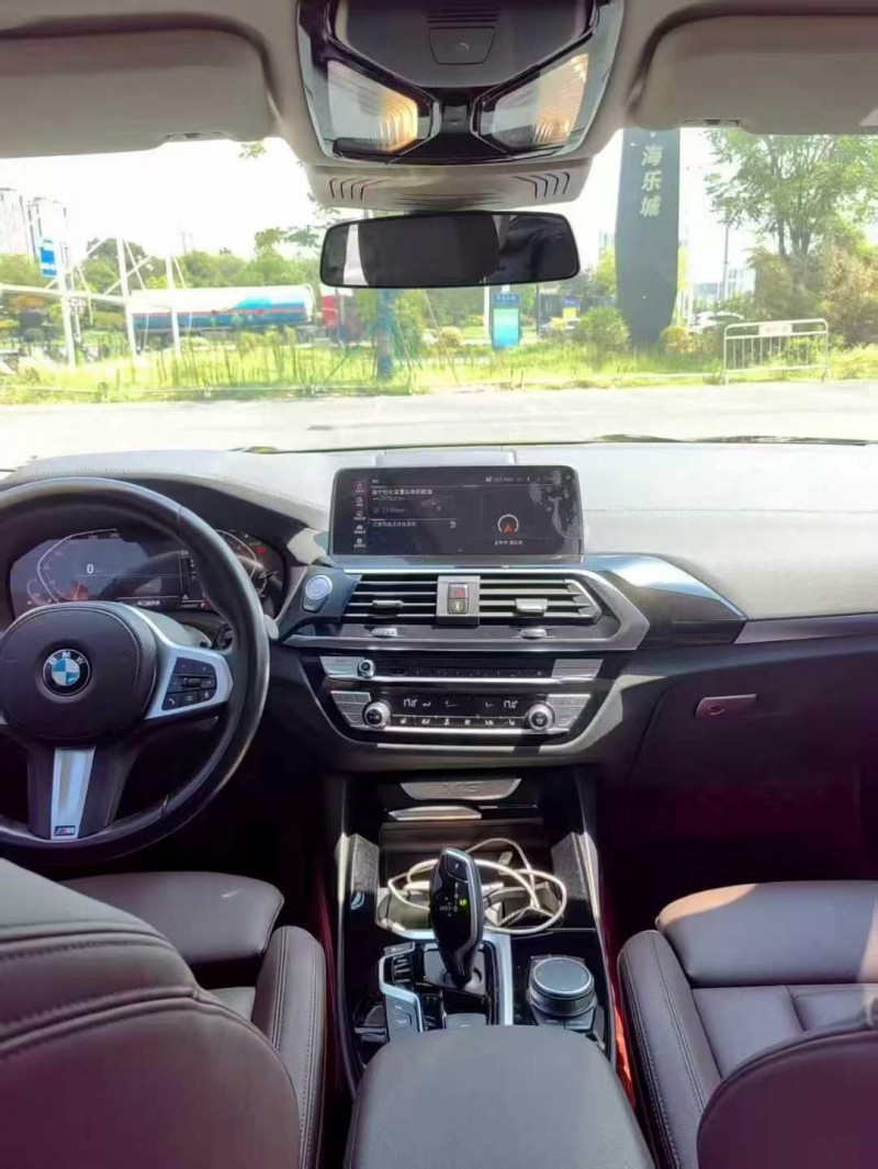 金华21年宝马X35