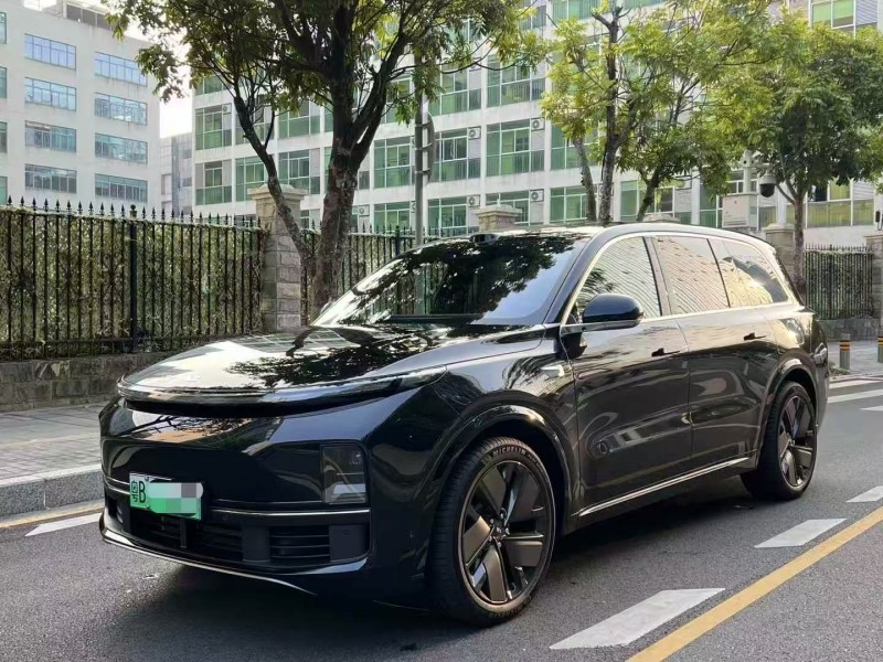 广州25年理想L93