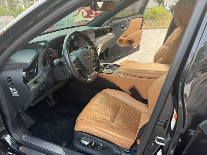 广州23年雷克萨斯LS4