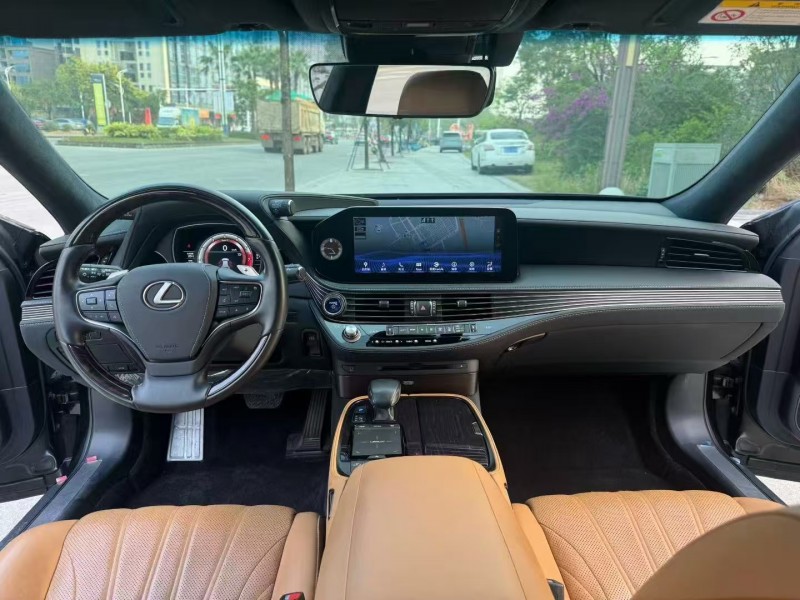 广州23年雷克萨斯LS7