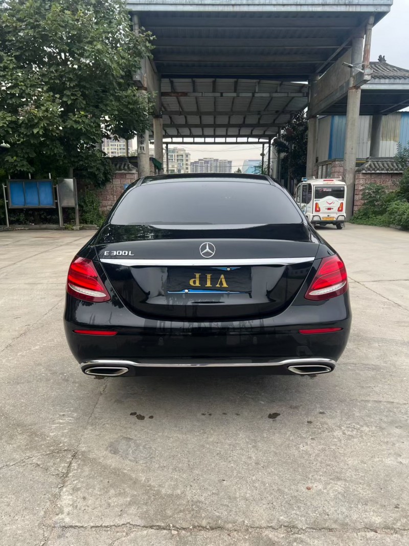 徐州19年奔驰E9