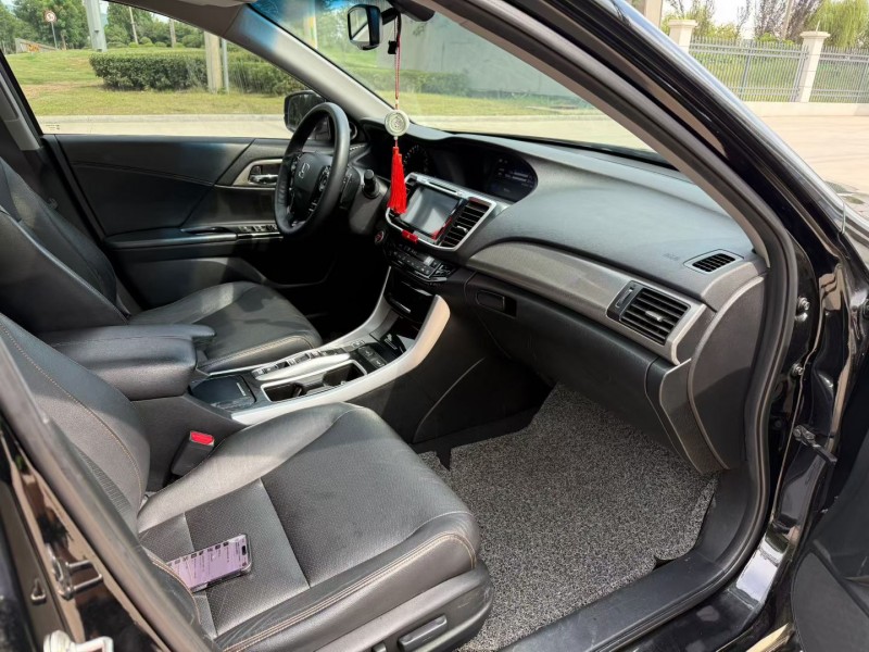 徐州18年本田雅阁8