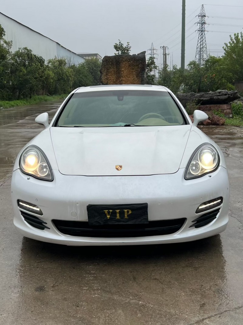 徐州13年保时捷帕拉梅拉1