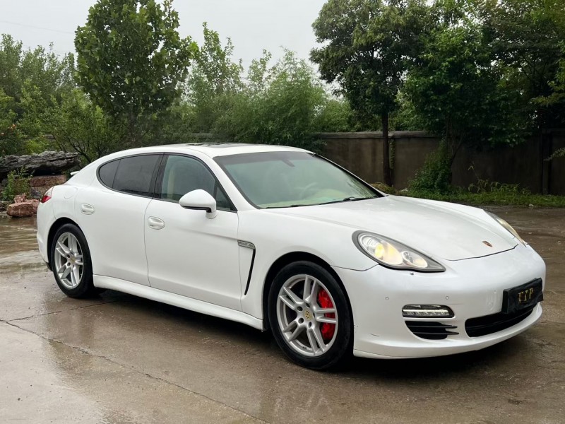 徐州13年保时捷帕拉梅拉2