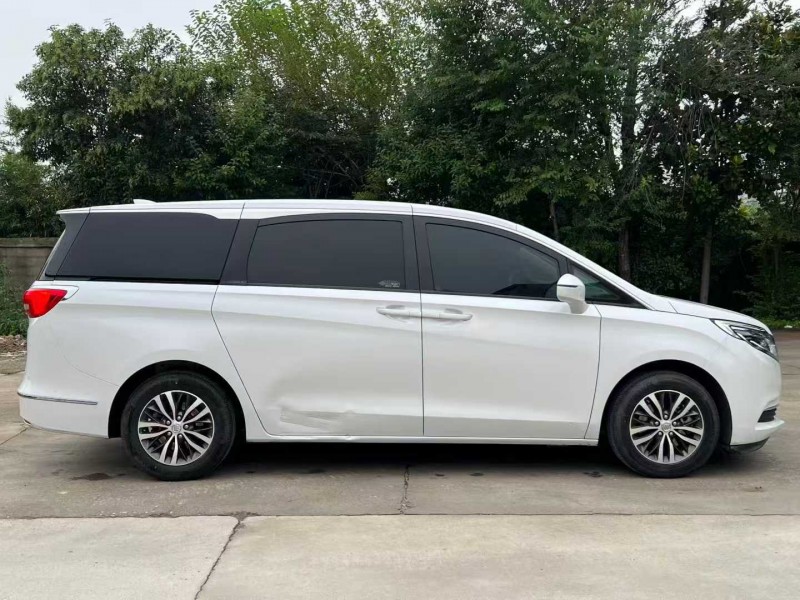 徐州19年别克GL85