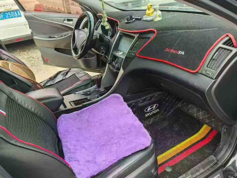 常德14年现代索纳塔5