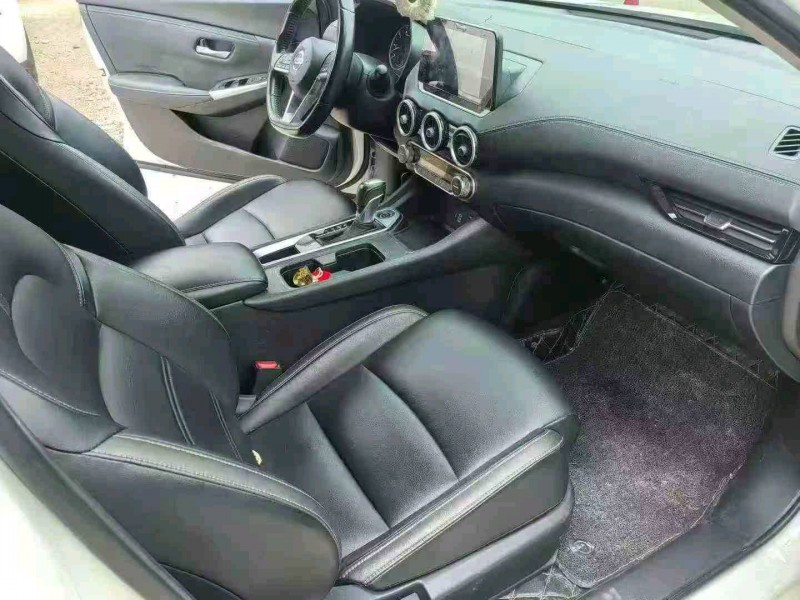 衡阳20年日产轩逸5