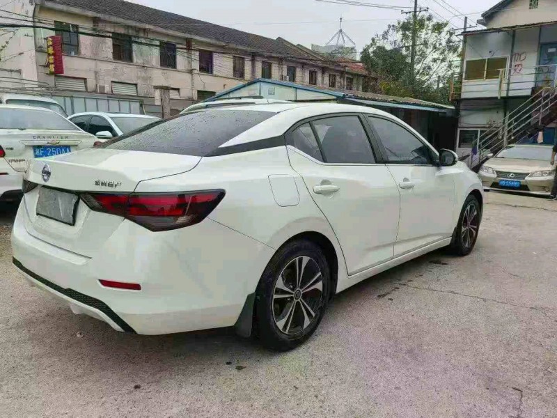 衡阳20年日产轩逸7