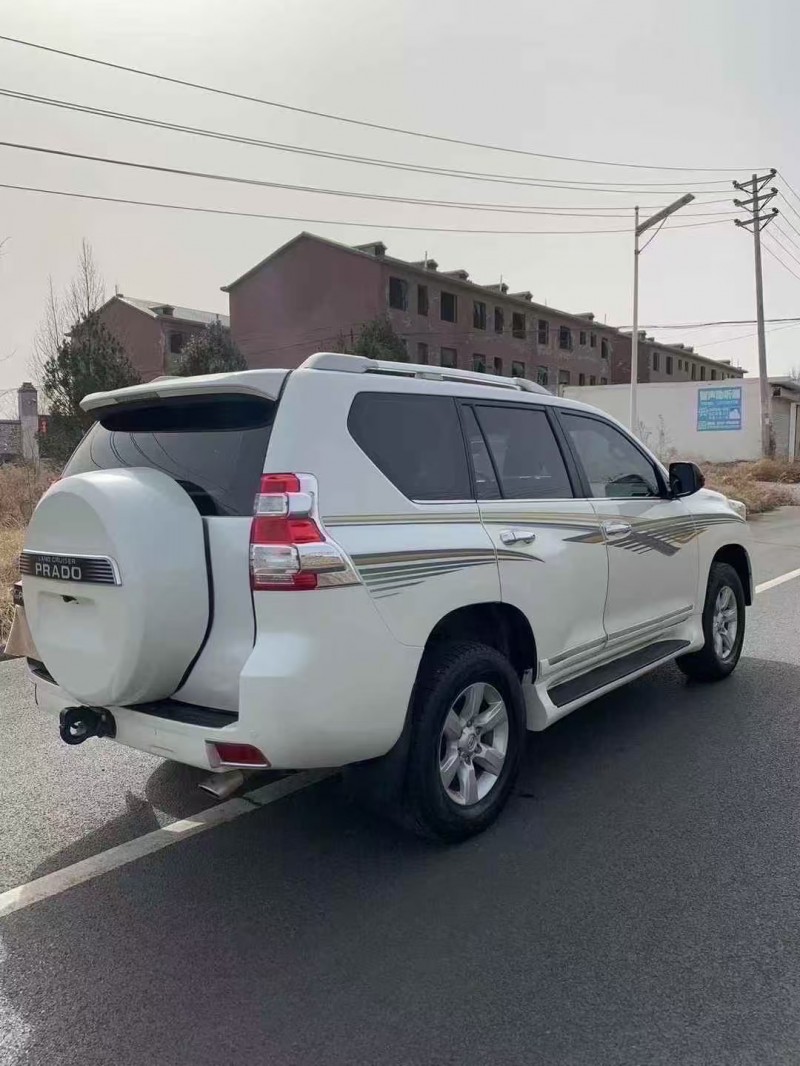 邯郸16年丰田普拉多8