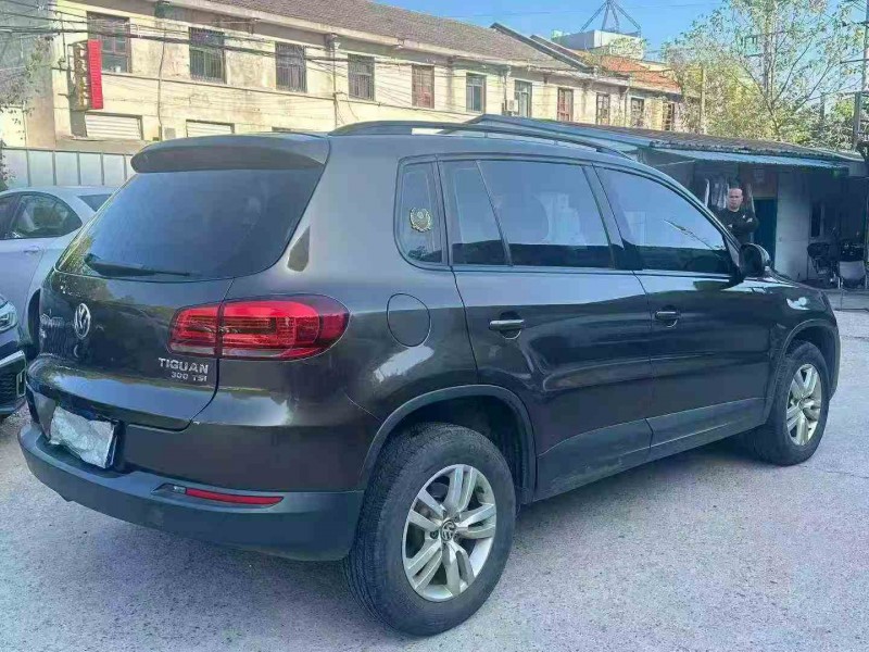 湘潭16年大众途观8