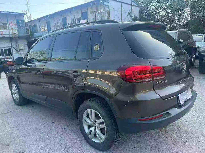 衡阳16年大众途观7