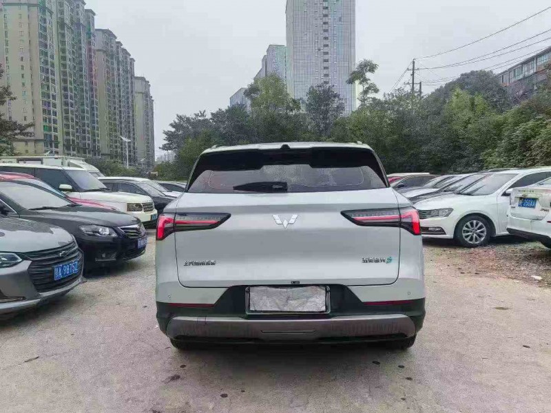 邵阳25年五菱汽车星光9